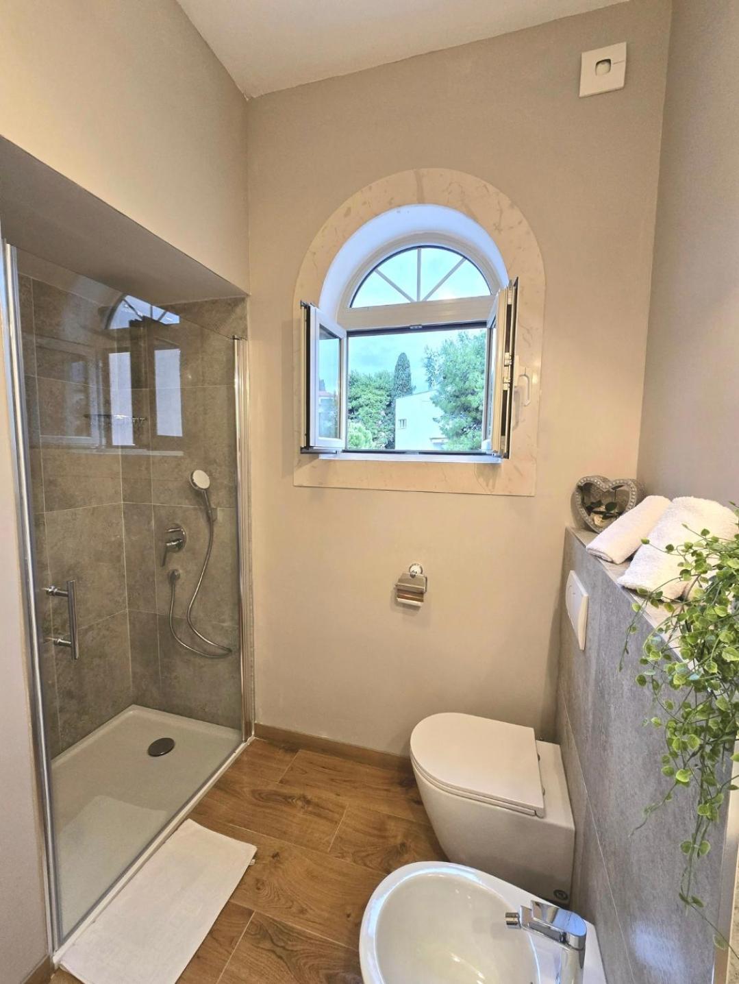 Apartments Suzy Сплит Экстерьер фото