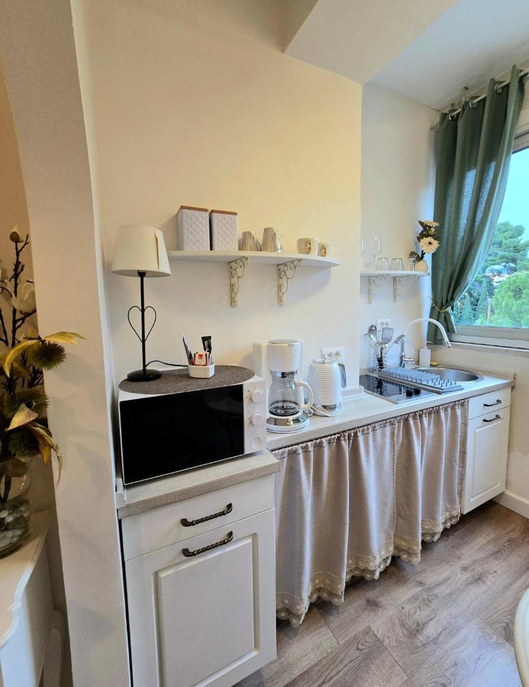 Apartments Suzy Сплит Экстерьер фото