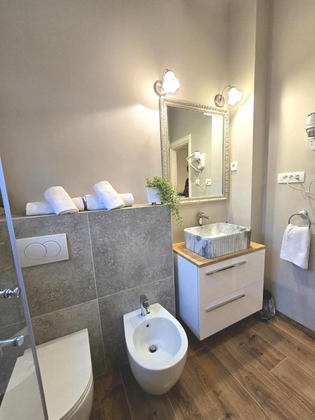 Apartments Suzy Сплит Экстерьер фото