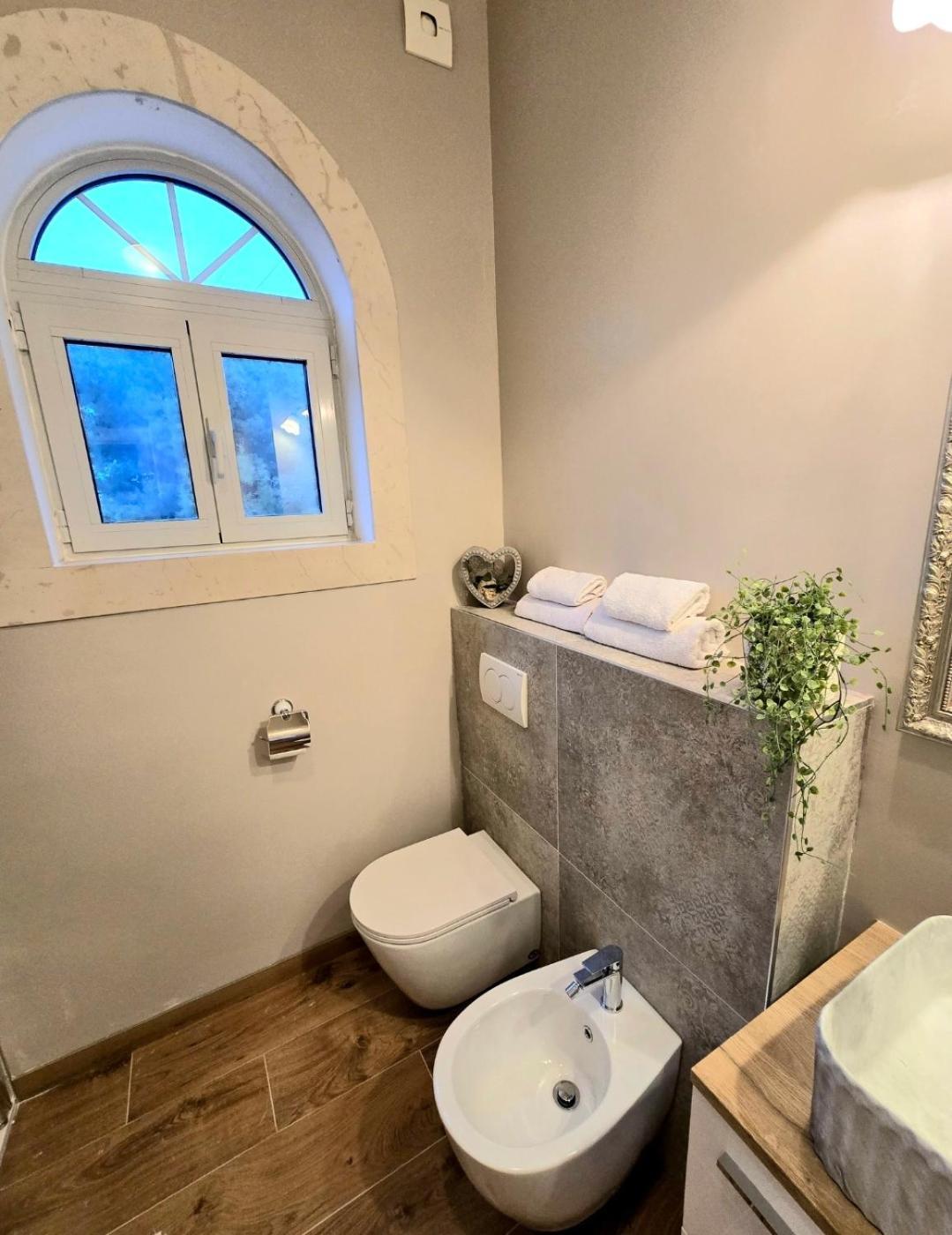 Apartments Suzy Сплит Экстерьер фото
